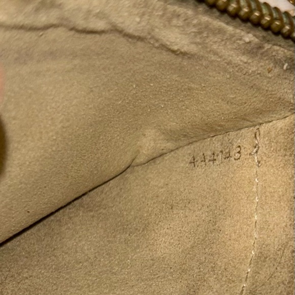 Louis Vuitton POCHETTE MILL \ DAM. AZ, Mi A / white - Picture 11 of 16